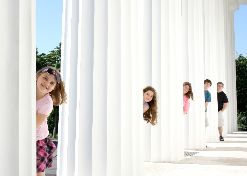 peekaboo-columns